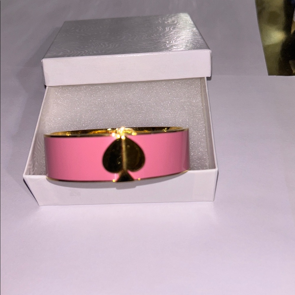Kate Spade New York Heritage in Rococo Pink Spade Bangle In white gift box EUC